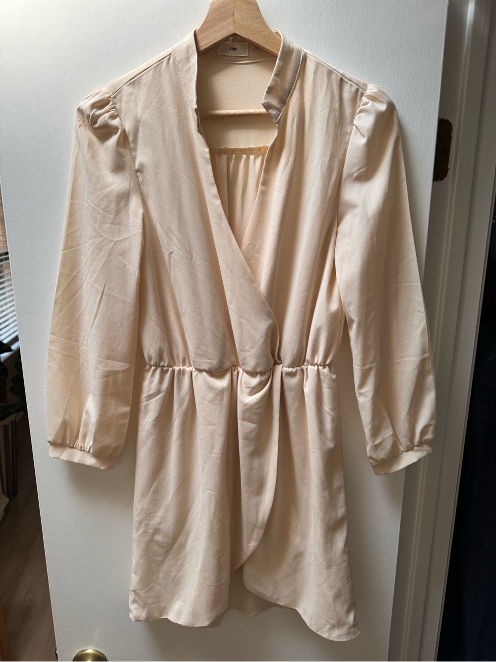 Tobi Cream V-Neck Blouse